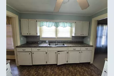 502 N Jackson Street, Harrisburg, IL 62946 - Photo 13