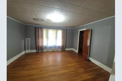 502 N Jackson Street, Harrisburg, IL 62946 - Photo 9