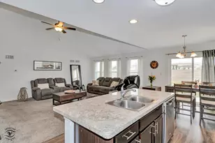 6092 Stone Mill Dr, Bourbonnais, IL 60914 - Photo 9