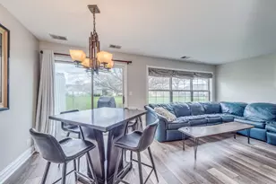 866 Pas Ct, Naperville, IL 60563 - Photo 5