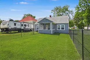 450 E Orleans St, Paxton, IL 60957 - Photo 1