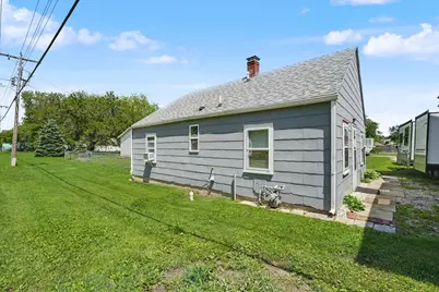450 E Orleans Street, Paxton, IL 60957 - Photo 27