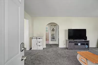 450 E Orleans Street, Paxton, IL 60957 - Photo 9