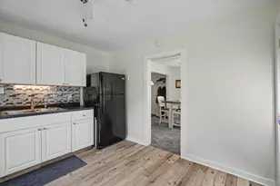 450 E Orleans St, Paxton, IL 60957 - Photo 17