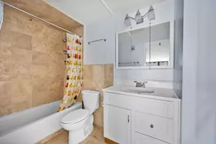 1221 N Dearborn St, Chicago, IL 60610 - Photo 13