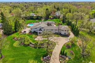 1877 Banbury Rd, Inverness, IL 60067 - Photo 1