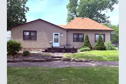 912 N Monroe Street, Streator, IL 61364 - Photo 1