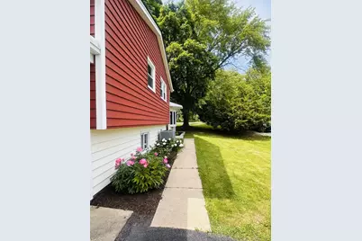 26W447 Harrison Avenue, Winfield, IL 60190 - Photo 3