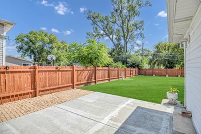 615 Cordial Drive, Des Plaines, IL 60018 - Photo 29
