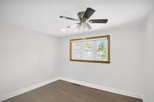 615 Cordial Dr, Des Plaines, IL 60018 - Photo 19
