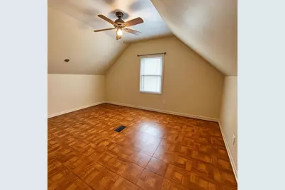 11003 S Avenue E, Chicago, IL 60617 - Photo 11