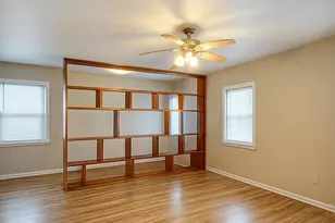 11003 S Ave E, Chicago, IL 60617 - Photo 7