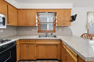 3430 W Drummond Pl, Chicago, IL 60647 - Photo 7