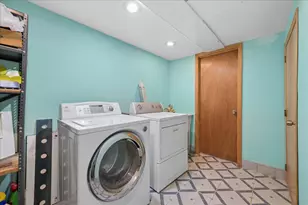 3430 W Drummond Pl, Chicago, IL 60647 - Photo 15