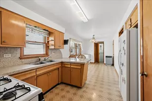 3430 W Drummond Pl, Chicago, IL 60647 - Photo 5