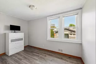4854 W Winnemac Ave, Chicago, IL 60630 - Photo 15
