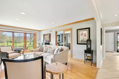 842 Furlong Drive, Libertyville, IL 60048 - Photo 9
