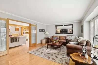 842 Furlong Drive, Libertyville, IL 60048 - Photo 13