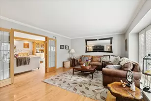 842 Furlong Dr, Libertyville, IL 60048 - Photo 13