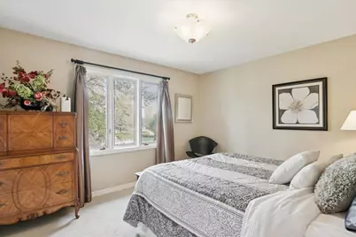 842 Furlong Drive, Libertyville, IL 60048 - Photo 21
