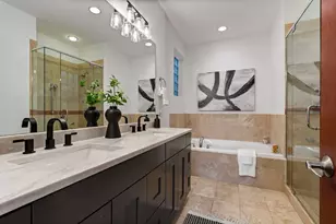1061 N Marshfield Ave, Chicago, IL 60622 - Photo 15