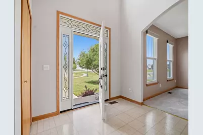 834 Spring Meadow Lane, Malta, IL 60150 - Photo 3