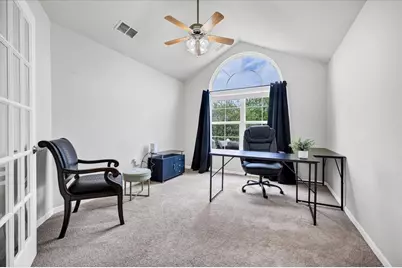 617 Schumann Street #617, Woodstock, IL 60098 - Photo 9