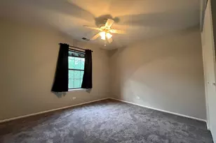 355 Lambert Dr, Schaumburg, IL 60193 - Photo 11