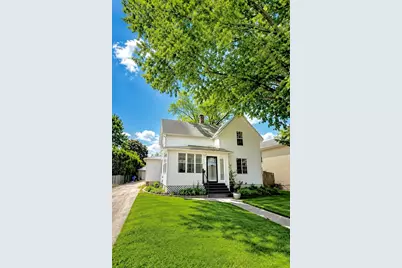 1132 E Locust Street, Dekalb, IL 60115 - Photo 1