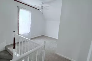 1132 E Locust St, Dekalb, IL 60115 - Photo 13