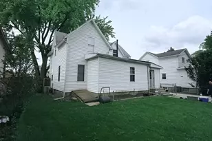 1132 E Locust St, Dekalb, IL 60115 - Photo 21