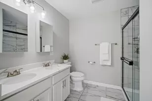 221 Stafford Dr, Mundelein, IL 60060 - Photo 19