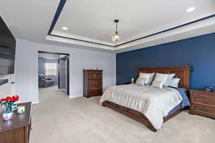 14 Kenilworth Ct, Cary, IL 60013 - Photo 33