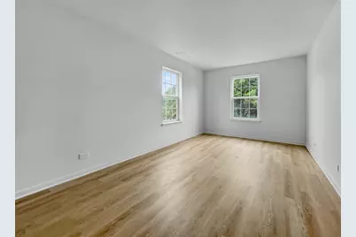 1089 Ellsworth Drive, Grayslake, IL 60030 - Photo 7