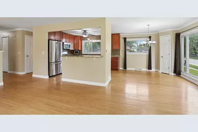 900 Arthur Drive, Lombard, IL 60148 - Photo 5