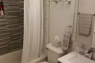 18468 W Meadow Ln, Gurnee, IL 60031 - Photo 11