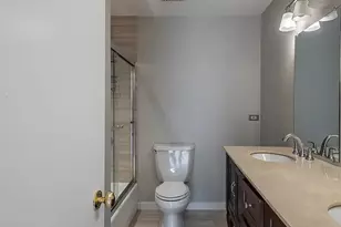 2707 N Lincoln Ave, Chicago, IL 60614 - Photo 13