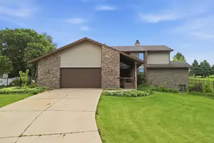3261 N Silver Ridge Dr, Oregon, IL 61061 - Photo 35
