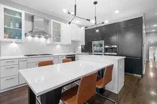 1536 W Walton St, Chicago, IL 60642 - Photo 7