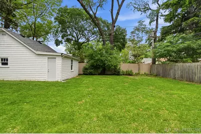 216 S Commonwealth Avenue, Aurora, IL 60506 - Photo 27