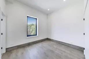 2023 N Drake Ave, Chicago, IL 60647 - Photo 13