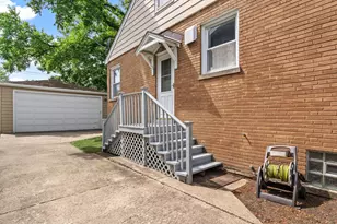 1434 Blanchan Ave, La Grange Park, IL 60526 - Photo 15