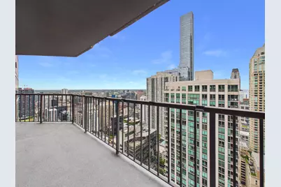 10 E Ontario Street #4207, Chicago, IL 60611 - Photo 25