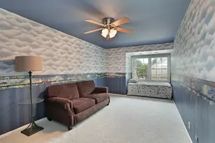 301 Princeton Ln, Glenview, IL 60026 - Photo 9