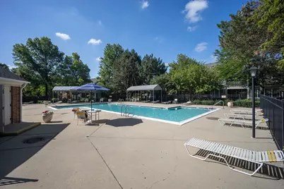 301 Princeton Lane, Glenview, IL 60026 - Photo 13