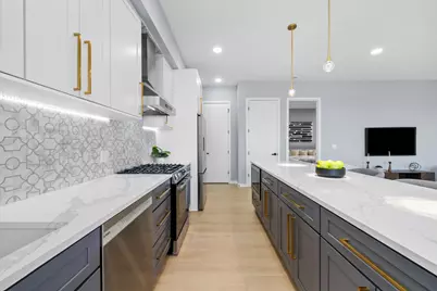 5830 N Lincoln Avenue #2S, Chicago, IL 60659 - Photo 3