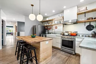 1014 W 31st Pl, Chicago, IL 60608 - Photo 15