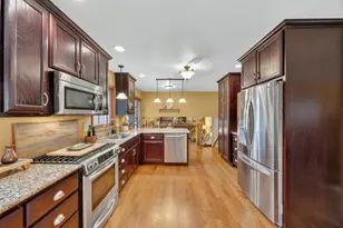 14030 Charleston Dr, Orland Park, IL 60462 - Photo 9