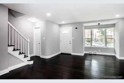 142 Callan Avenue, Evanston, IL 60202 - Photo 3
