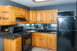 304 Hamrick Ave, Romeoville, IL 60446 - Photo 7